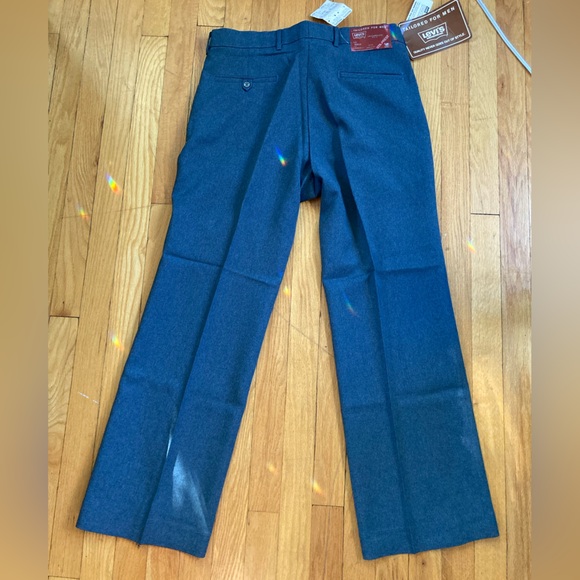 Gray Levi’s Sta-Prest Action Slacks, 36x29 - Picture 2 of 12